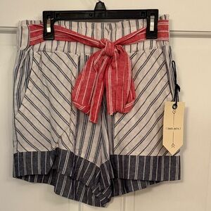 Ban Jara Striped Tie-Belt Women’s Shorts - Red & Navy size Small NWT